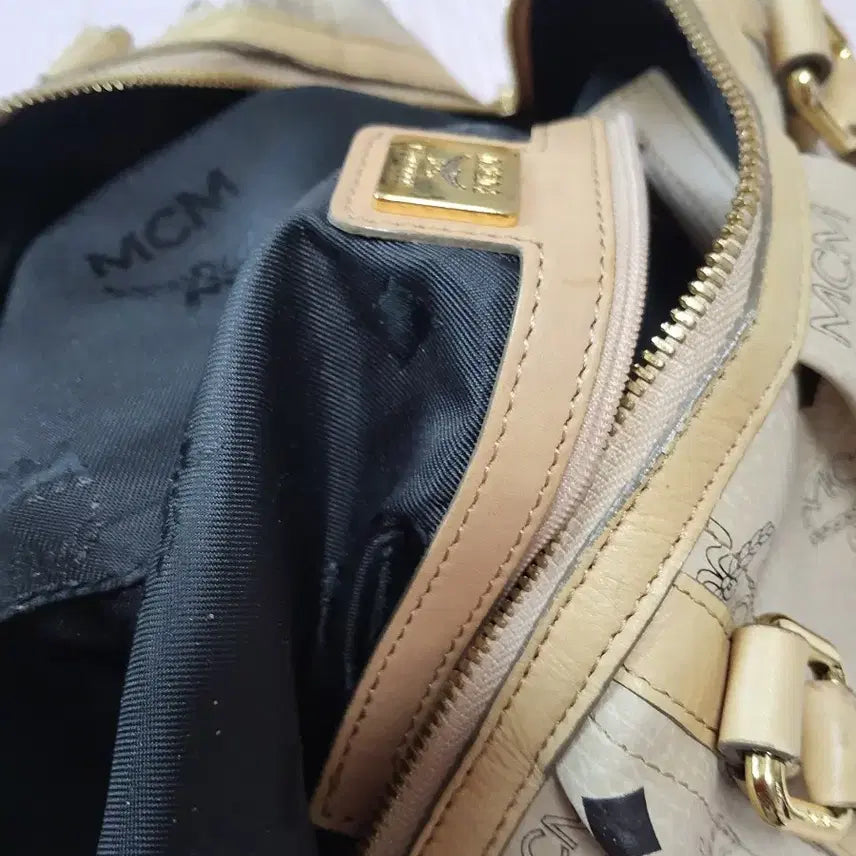 [BUNJANG] MCM Logo Beige Boston Bag Tote / MCM 로고 베이지 보스턴백 토트백