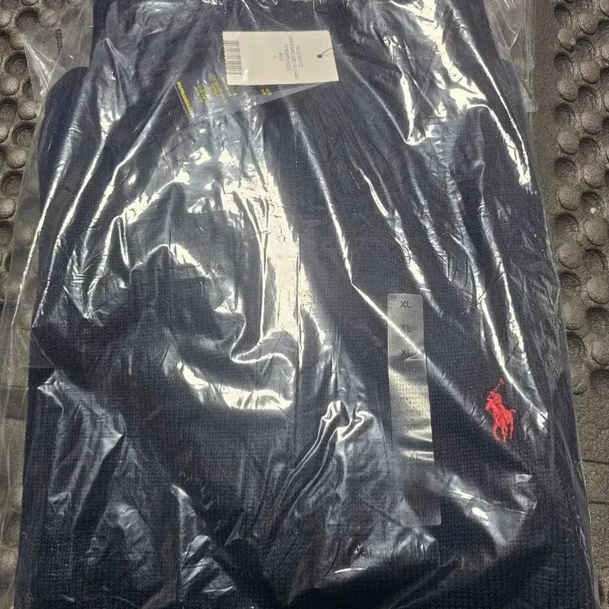 [SOLD OUT] 폴로 랄프로렌 네이비 반집업니트 XL 새상품