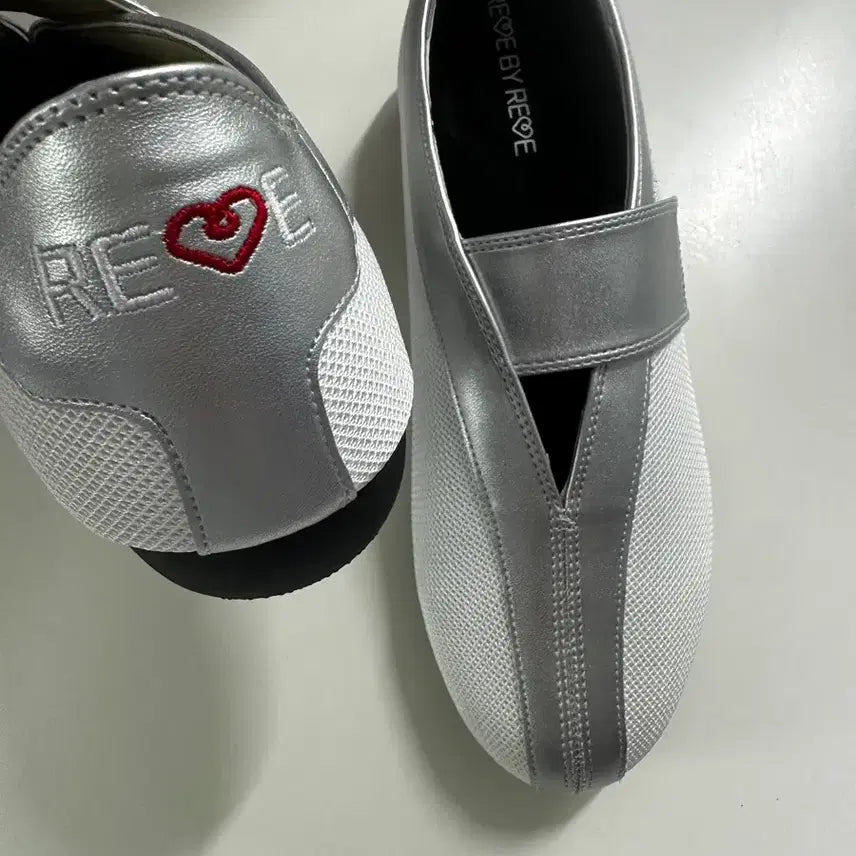 [BUNJANG] REVE BY REVE Silver Mesh Slip-ons / REVE BY REVE 실버 메쉬 슬립온 (새상품)