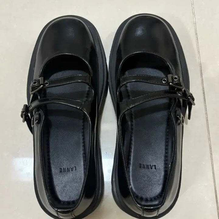 [SOLD OUT] LANNE 블랙 메리제인 플랫폼 슈즈