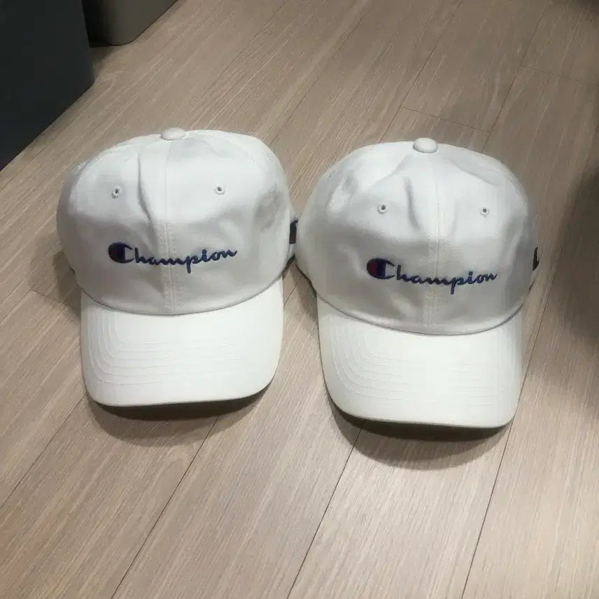 [SOLD OUT] 화이트 볼캡 모자