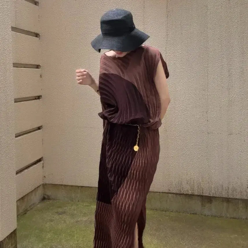 [BUNJANG] Pleats Please Issey Miyake Bronze Top / 플리츠플리즈 이세이미야케 프론즈 탑~