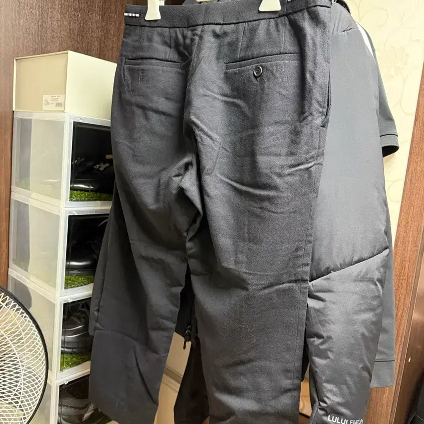 [BUNJANG] Solid Homme Relaxed Fit Zippered Slacks / 솔리드옴므 리리지퍼 슬랙스