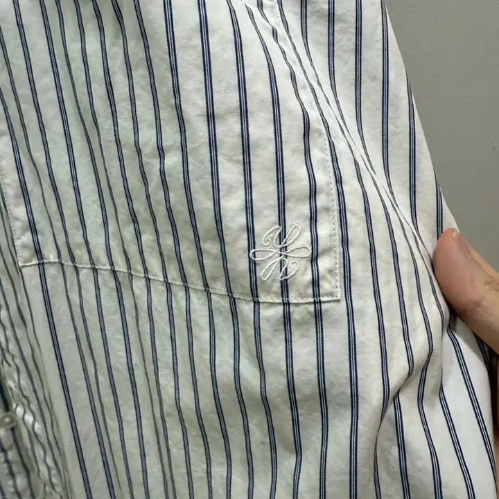 [BUNJANG] Youth Stripe Shirt / youth 스트라이프 셔츠 Moon