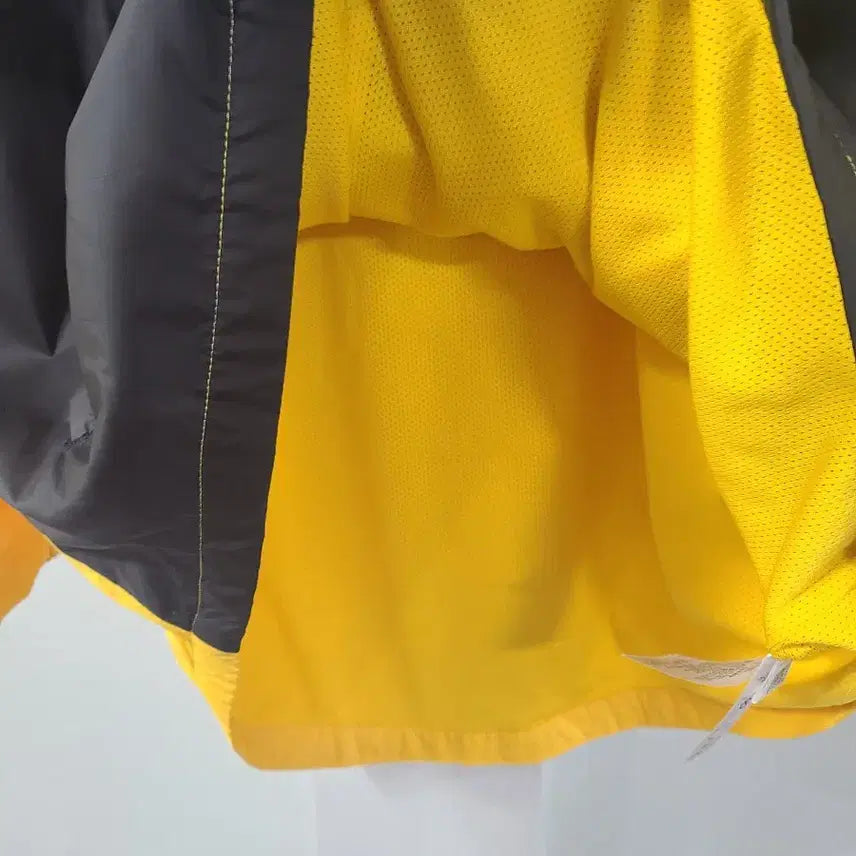 [BUNJANG] Reebok Windbreaker 2XL Yellow Black White / 리복 바람막이 2XL 옐로우 블랙 화이트