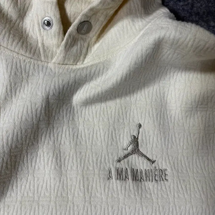 [BUNJANG] A.MA.MANIERE Jordan Hoodie (Ivory) / JORDAN x A.MA.MANIERE 조던x아마마니에르 후드 L