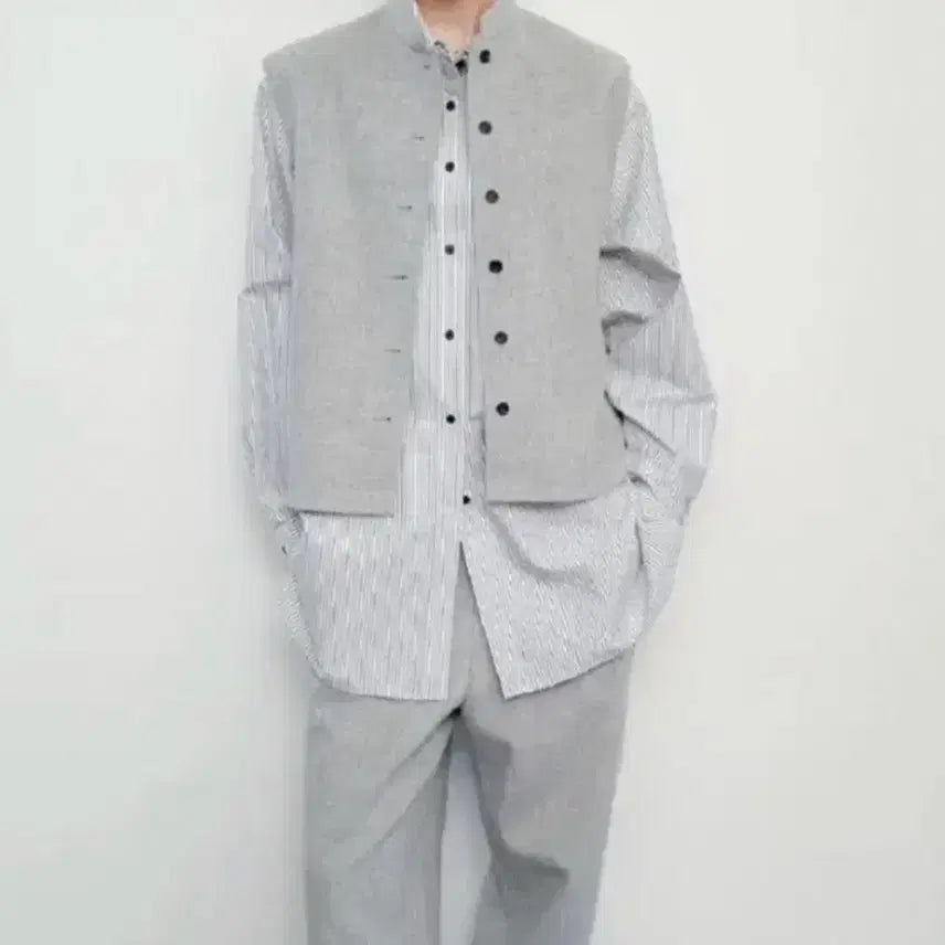 [BUNJANG] Moondal Handmade Gray Vest / Moondal 문달 핸드메이드 베스트