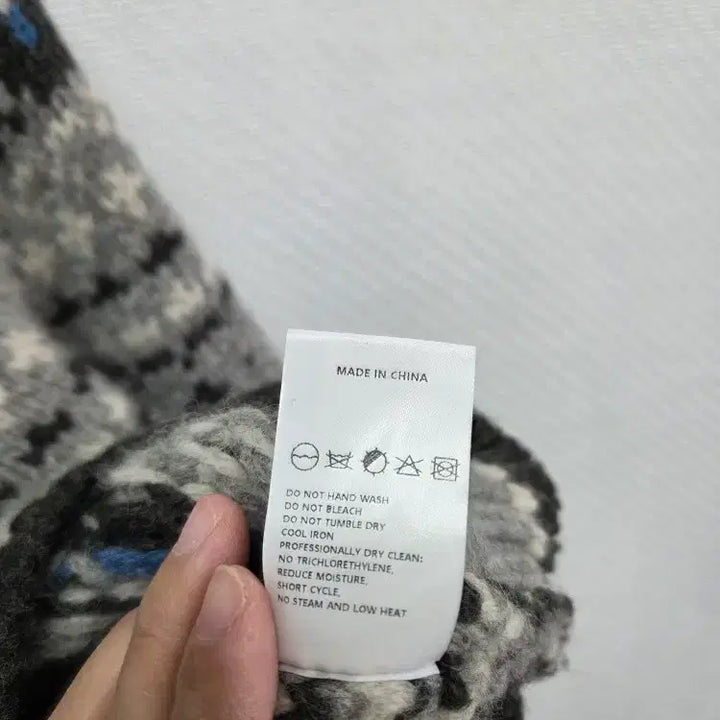 [BUNJANG] U.RAGO Nordic Jacquard Cardigan / 유라고 노르딕 자카드 가디건 / C-1082