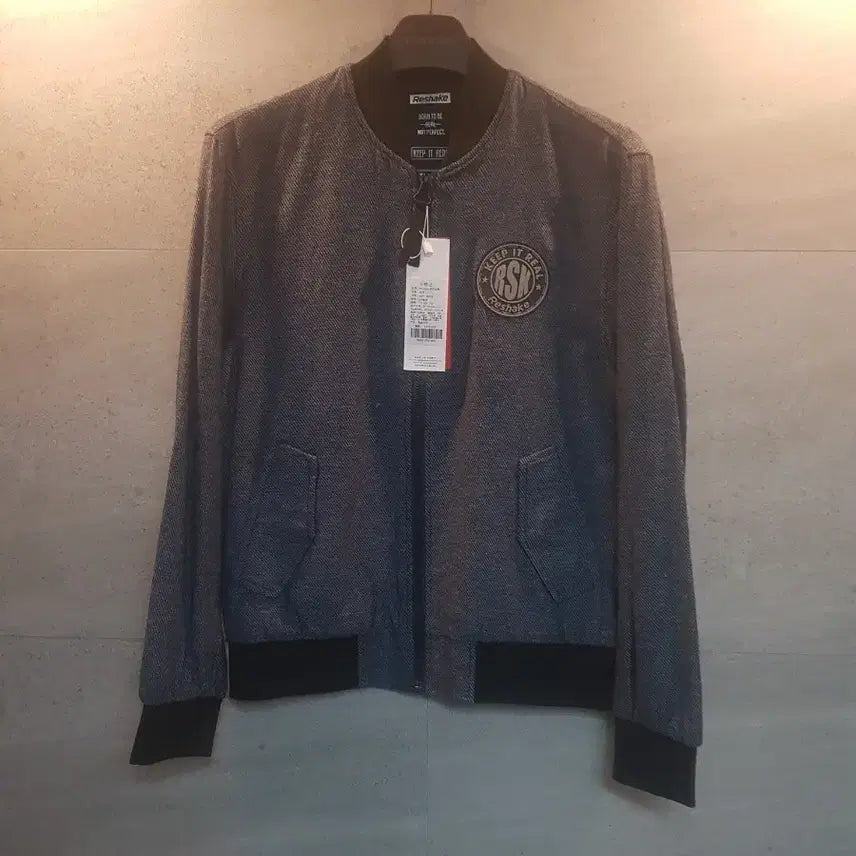 [BUNJANG] Reshake Bomber Jacket / Reshake. 봄버 자켓. 미착.