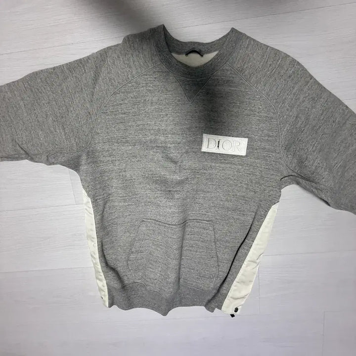 [BUNJANG] Dior x Sacai Sweatshirt Gray / 디올X사카이 맨투맨 그레이