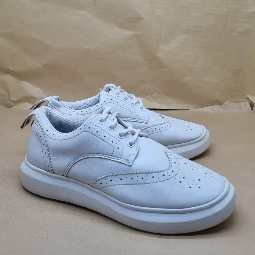 [SOLD OUT] 왁 여성골프화 245