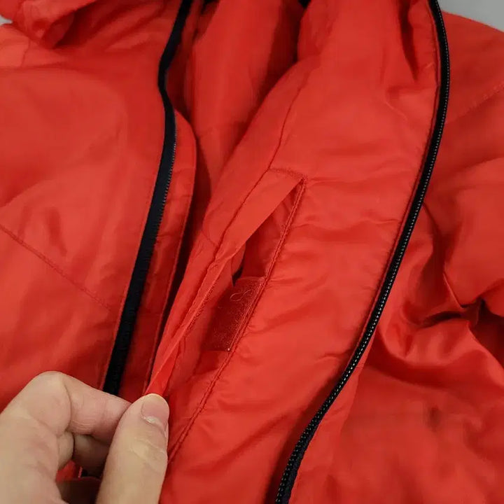 [BUNJANG] Nike Futura Logo Raglan Finger Hole Windbreaker Jacket / 나이키 레드 화이트 퓨추라로고 레글런 핑거홀 NSW 후드 바람막이 XL