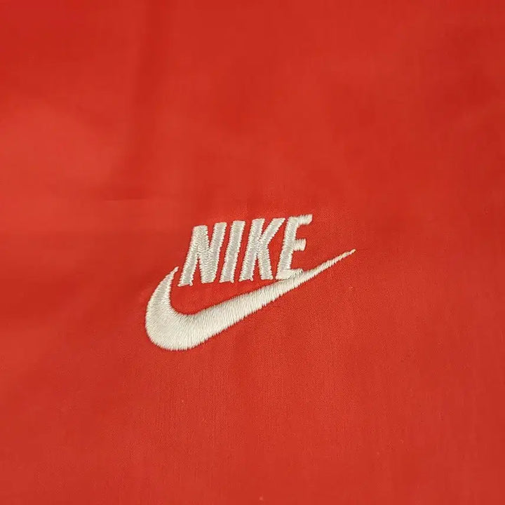 [BUNJANG] Nike Futura Logo Raglan Finger Hole Windbreaker Jacket / 나이키 레드 화이트 퓨추라로고 레글런 핑거홀 NSW 후드 바람막이 XL
