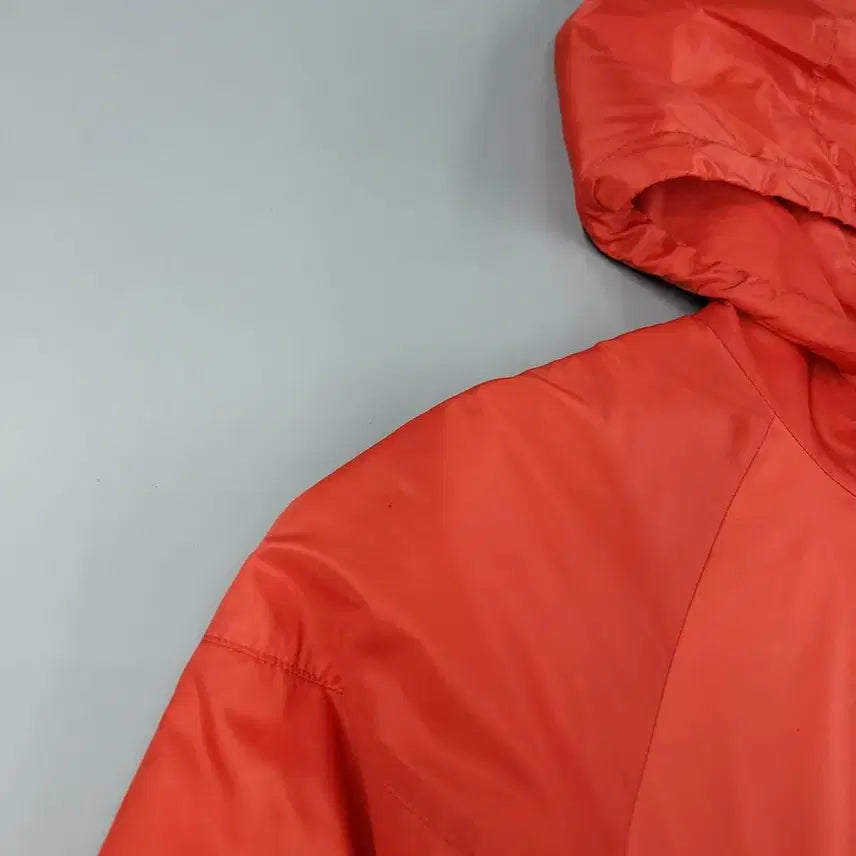[BUNJANG] Nike Futura Logo Raglan Finger Hole Windbreaker Jacket / 나이키 레드 화이트 퓨추라로고 레글런 핑거홀 NSW 후드 바람막이 XL