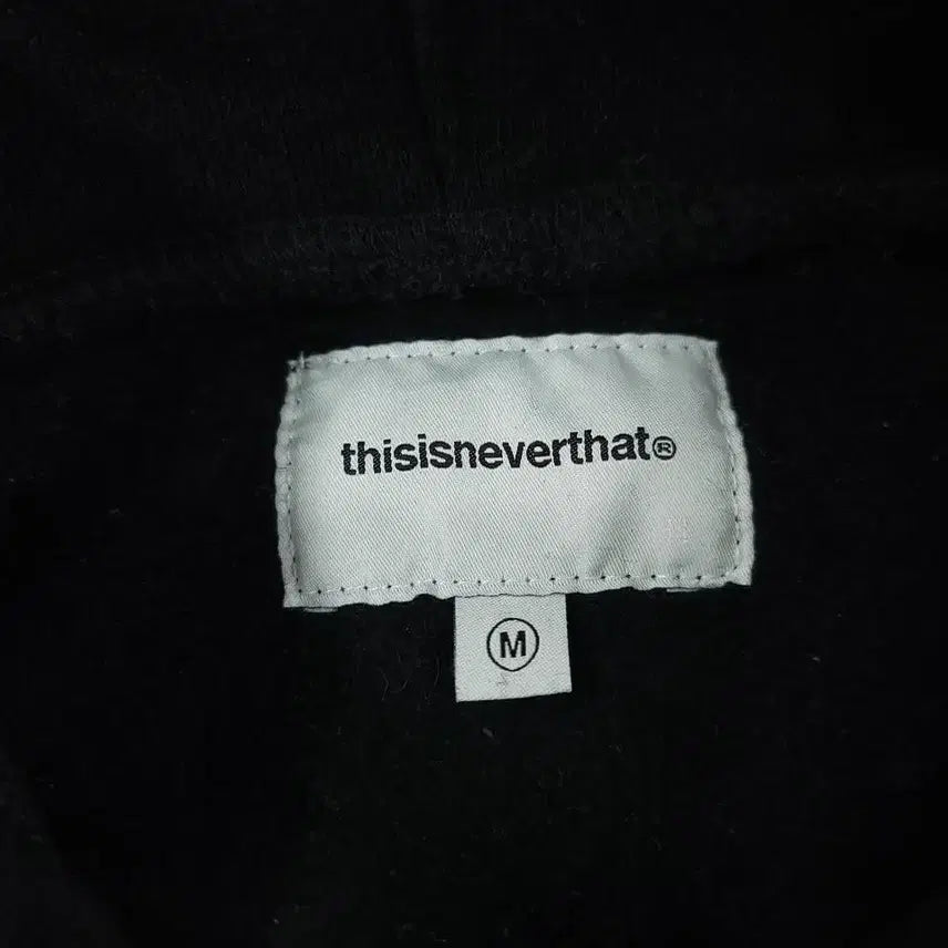 [BUNJANG] thisisneverthat Pigment Black Heavy Cotton Sweatshirt / 디스이즈네버댓 디네댓 피그먼트 블랙 화이트 스펠아웃 로고 기모 헤비코튼