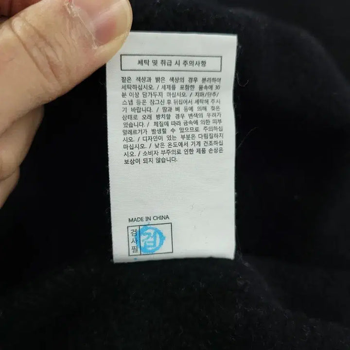[BUNJANG] thisisneverthat Pigment Black Heavy Cotton Sweatshirt / 디스이즈네버댓 디네댓 피그먼트 블랙 화이트 스펠아웃 로고 기모 헤비코튼