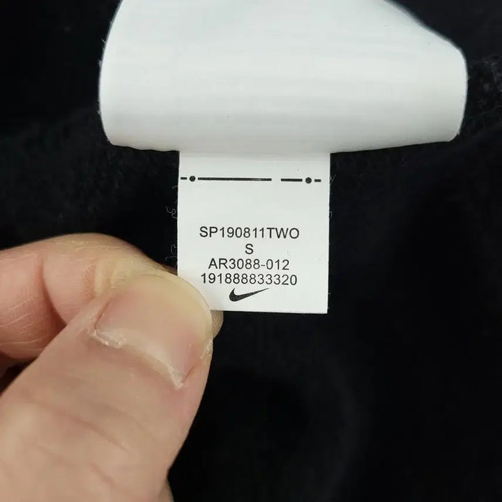 [BUNJANG] Nike Big Swoosh Logo Raglan Cotton Blend Sweatshirt / 나이키 블랙 화이트 빅스우시 로고 레글런 코튼블렌드 맨투맨 티셔츠 L