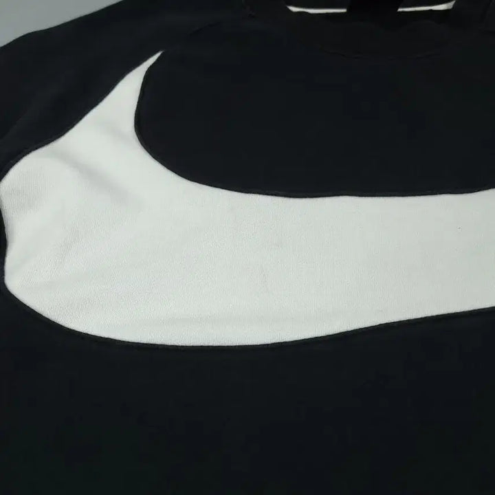 [BUNJANG] Nike Big Swoosh Logo Raglan Cotton Blend Sweatshirt / 나이키 블랙 화이트 빅스우시 로고 레글런 코튼블렌드 맨투맨 티셔츠 L