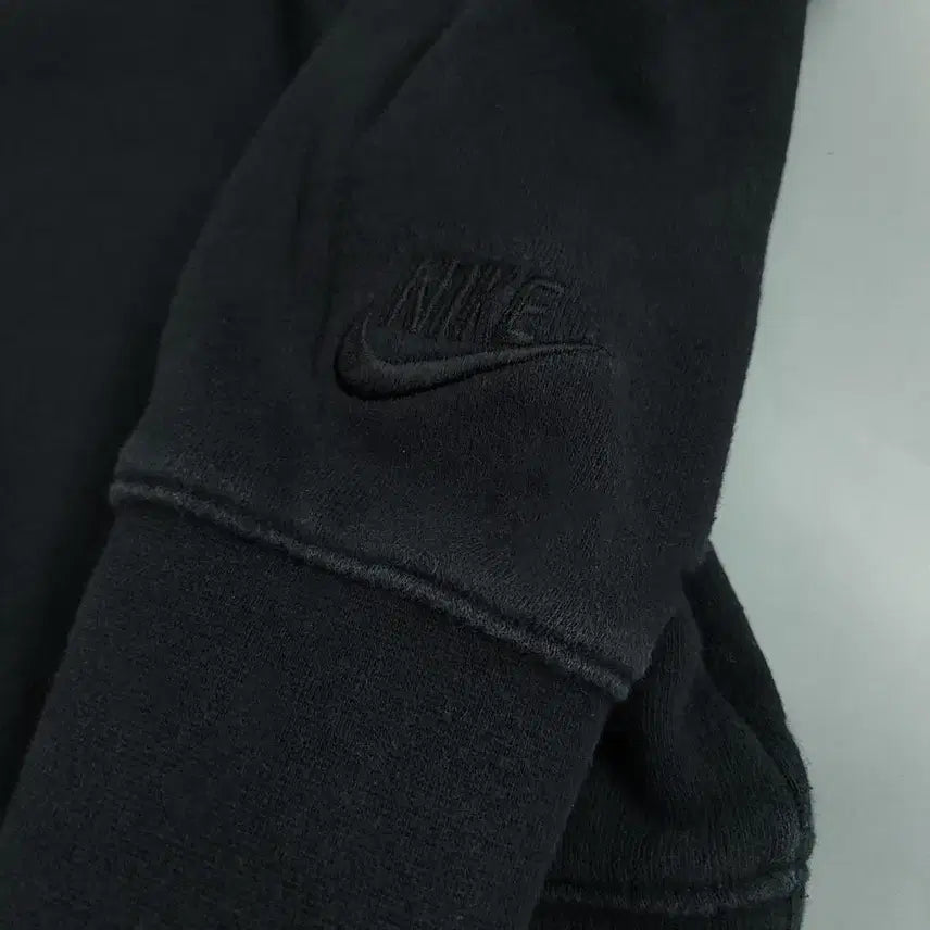 [BUNJANG] Nike Big Swoosh Logo Raglan Cotton Blend Sweatshirt / 나이키 블랙 화이트 빅스우시 로고 레글런 코튼블렌드 맨투맨 티셔츠 L
