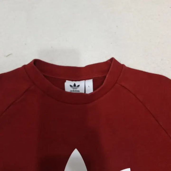 [SOLD OUT] 아디다스  맨투맨L