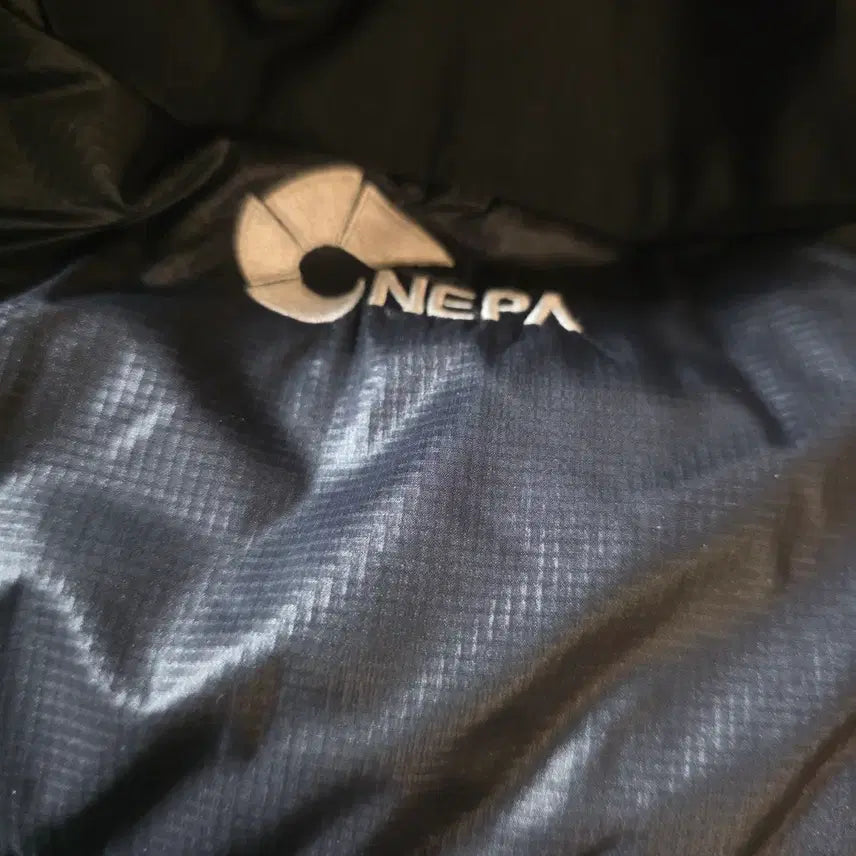 [BUNJANG] Nepa Goose Down Spring Jacket / 네파 봄패딩 85사이즈 (M) 가벼운 봄 점퍼