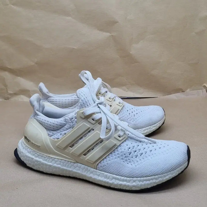 [BUNJANG] Adidas Ultraboost Sneakers 245 / 아디다스 울트라부스트 운동화245
