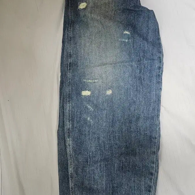 [BUNJANG] Coor Distressed Sand Washing Balloon Jeans / 쿠어 디스트로이드 샌드 워싱 벌룬 진