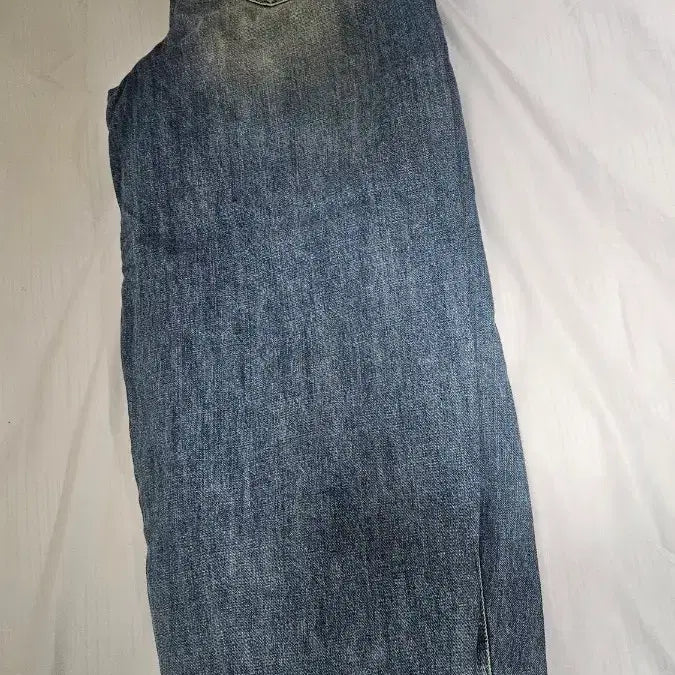 [BUNJANG] Coor Distressed Sand Washing Balloon Jeans / 쿠어 디스트로이드 샌드 워싱 벌룬 진