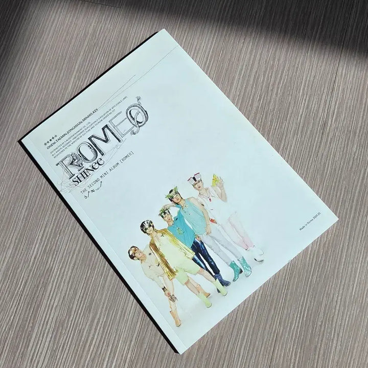[BUNJANG] SHINee ONEW Cover - Romeo Album / 샤이니 줄리엣 앨범 온유커버 SHINee ROMEO