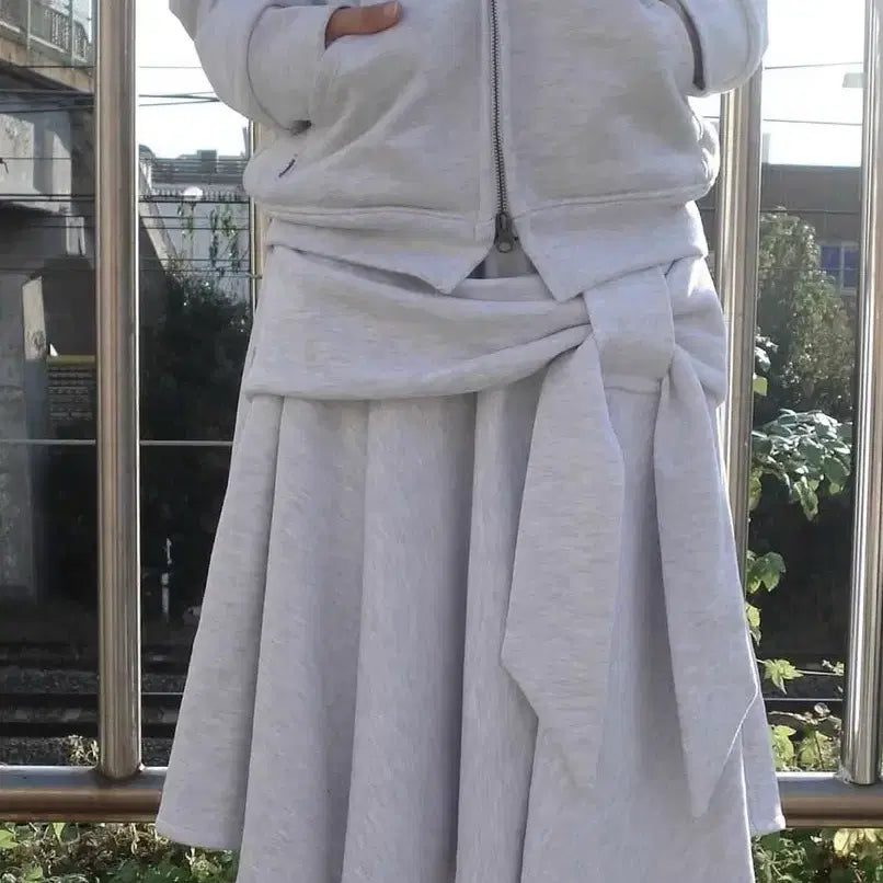 [BUNJANG] ChameiC Bow Ribbon Hooded Zip-up &amp; Skirt Set / 체메씨 보우리본집업+스커트 판매해요