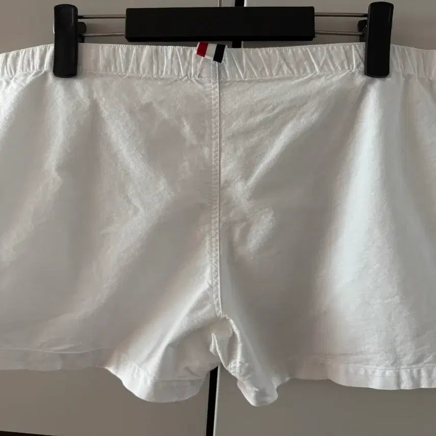 [SOLD OUT] 삼선 화이트 숏 반바지 34-36 사이즈