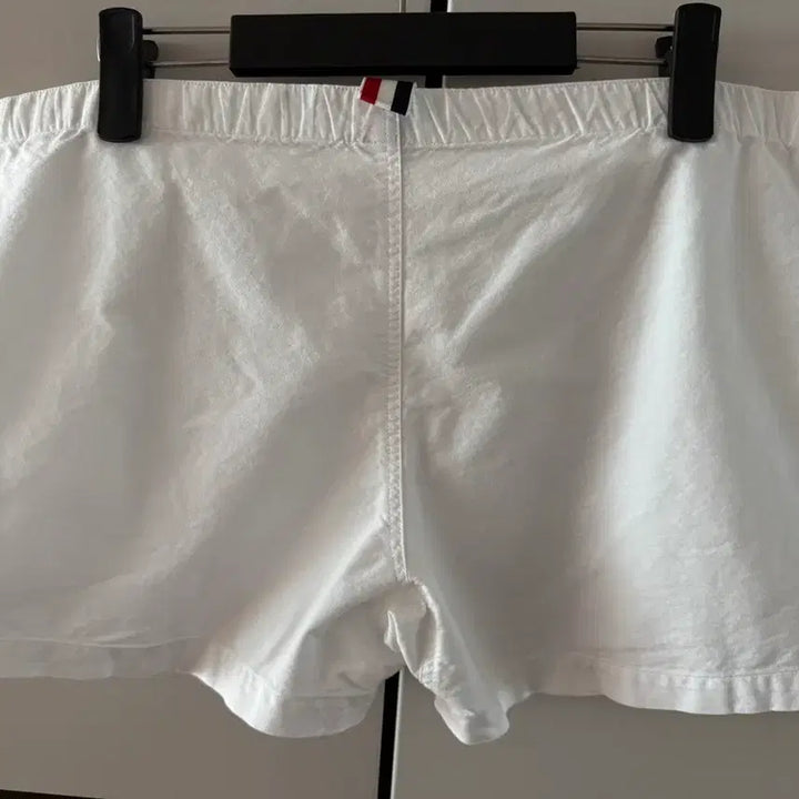 [SOLD OUT] 삼선 화이트 숏 반바지 34-36 사이즈