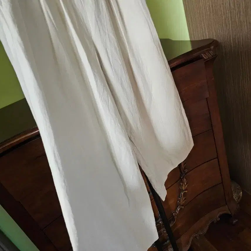 [BUNJANG] Thursday Island Beige Floral Wide Leg Pants / 써스데이아일랜드 통바지