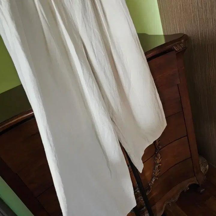 [BUNJANG] Thursday Island Beige Floral Wide Leg Pants / 써스데이아일랜드 통바지