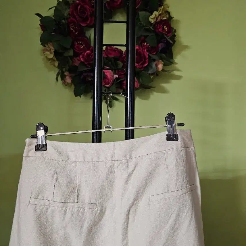 [BUNJANG] Thursday Island Beige Floral Wide Leg Pants / 써스데이아일랜드 통바지