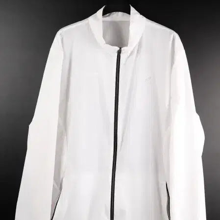 [BUNJANG] Unbranded Lightweight White Windbreaker Jacket / [L] 흰색 경량바람막이