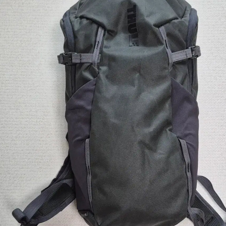 [BUNJANG] Thule Alltrail X 15L Waxed Canvas Backpack / 툴레 올트레일X 15L 왁스캔버스 배낭