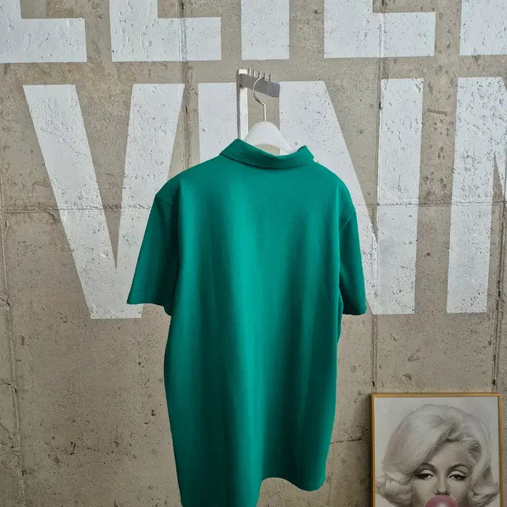 [BUNJANG] Emerald Collar Short Sleeve T-Shirt with Character Embroidery / 카라 반팔 패션 티셔츠(TS2