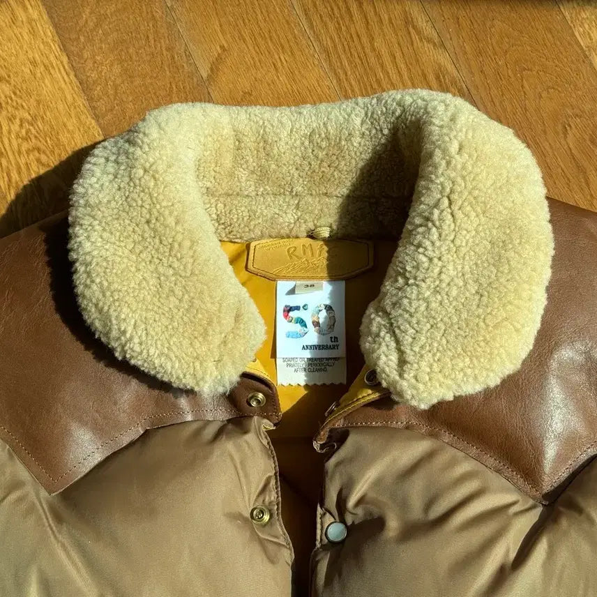 [BUNJANG] Rocky Mountain Featherbed Christy Down Jacket 50th Anniversary / [38] 록키마운틴 페더베드 크리스티 패딩 (50주년)