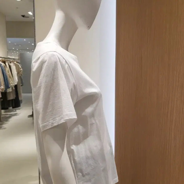 [BUNJANG] On&amp;On Round Neck Short Sleeve T-shirt / 온앤온  라운드넥 반팔  티셔츠