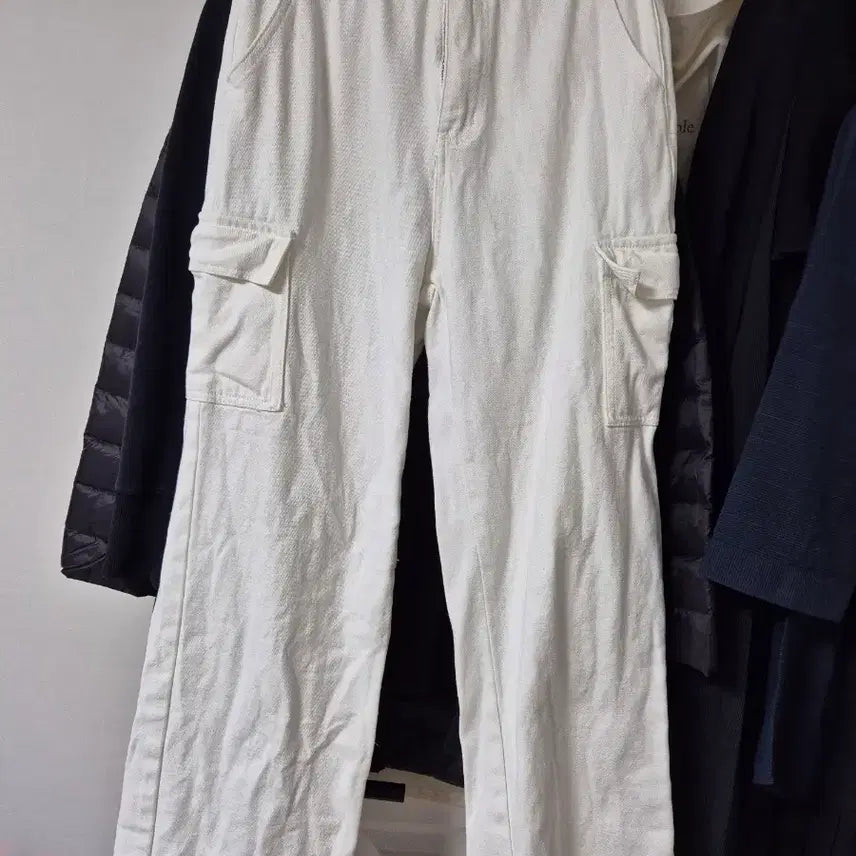 [BUNJANG] White Cargo Denim Cotton Pants (Size 28) / 화이트 카고 데님 면팬츠(28싸이즈)