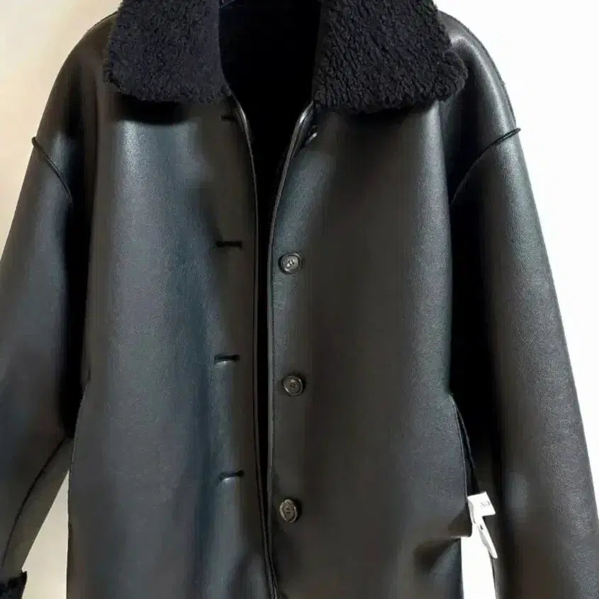 [BUNJANG] Neev Reversible Black Leather Mouton Jacket / 니브 neev 리버시블 블랙 레더 무스탕 자켓