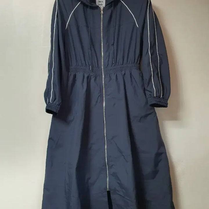 [BUNJANG] Lucy Judy Navy Hooded Long Windbreaker Dress / lucy judy 후드 롱 바람막이&amp;원피스