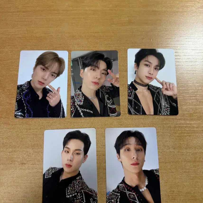 [BUNJANG] Monsta X No Limit Tour Bundle Set Photocard / 일괄 양도 몬엑 노리밋투어 포카 set, 증사 ,7기 팬클럽 키트 set