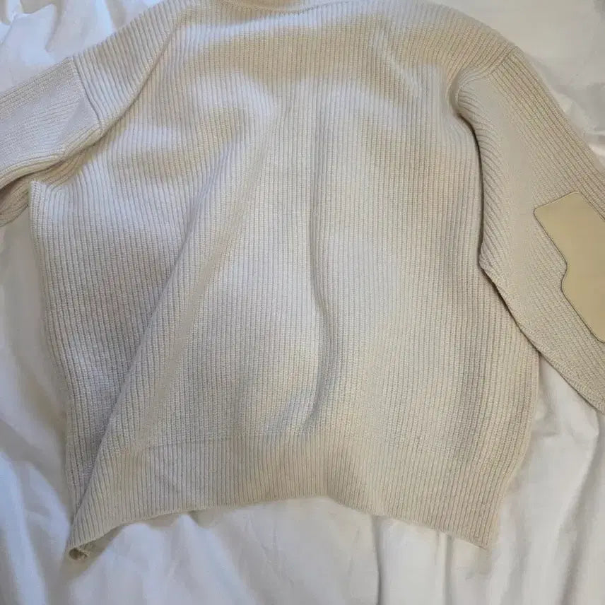 [BUNJANG] Years Ago Merino Wool Collar Knit White M / 이얼즈어고 카라 니트 화이트 M
