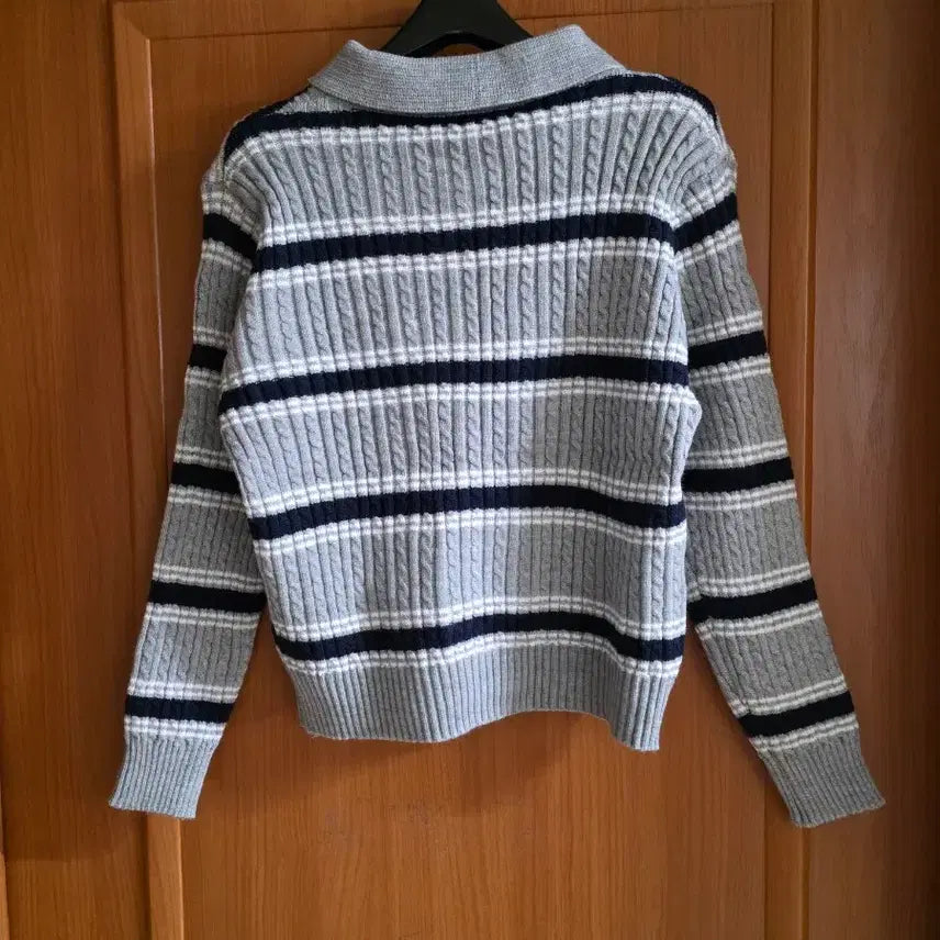 [BUNJANG] Striped Gray Knit &amp; Skirt Set / (새상품) 스트라이프 그레이 니트&amp; 스커트 세트