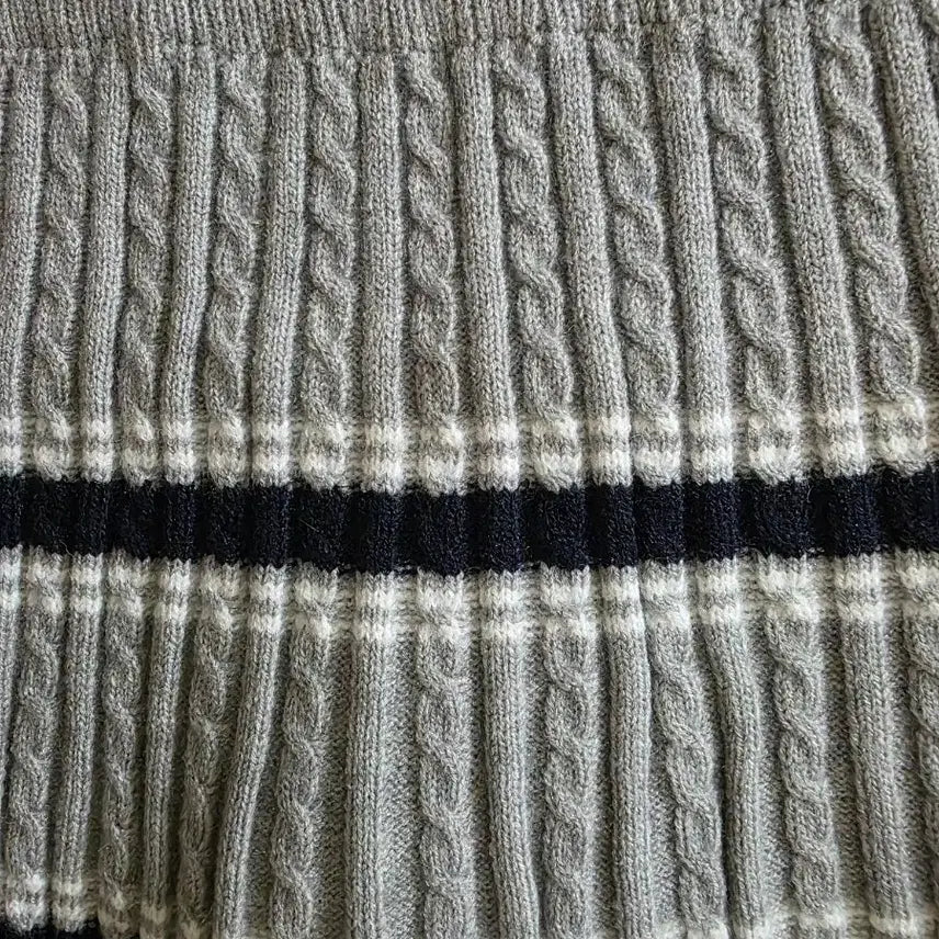 [BUNJANG] Striped Gray Knit &amp; Skirt Set / (새상품) 스트라이프 그레이 니트&amp; 스커트 세트