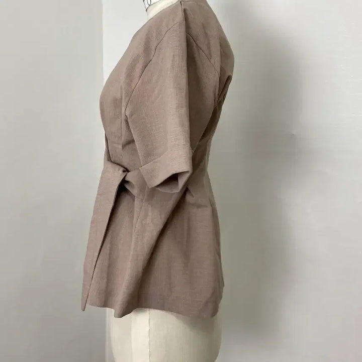 [BUNJANG] Ablie Summer Pintuck Wrap Waist Tie Short Sleeve Blouse / 여름 핀턱 랩 허리끈 반팔 블라우스 하객룩 출근룩 오피스룩 에이블리