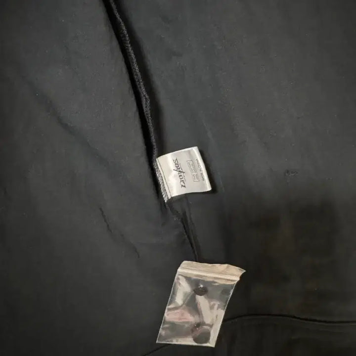 [BUNJANG] Labros Removable Sleeve Shirt L / 라브로스 리무버블 슬리브 셔츠 L