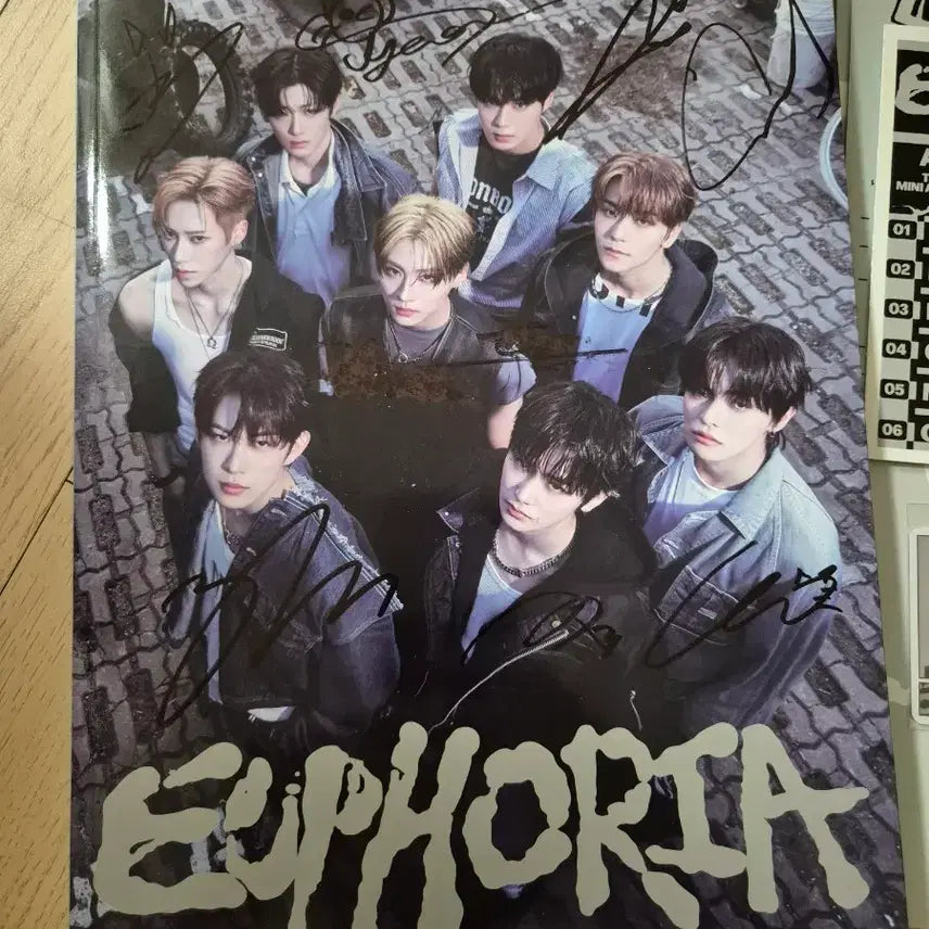 [BUNJANG] Alpha Drive One Euphoria Signed Album / 알파드라이브원 싸인앨범 무배